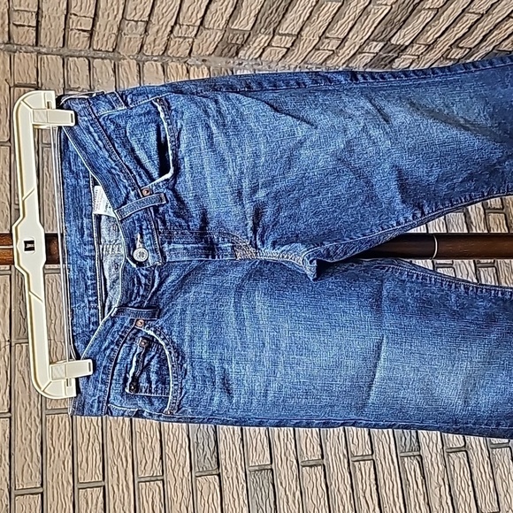 Lucky Brand Ladies Classic Fit Crop sz 28 - Picture 2 of 11